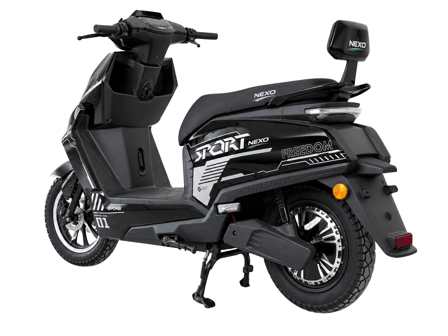 Nexo SU7 2000W rear three-quarter view with backrest
