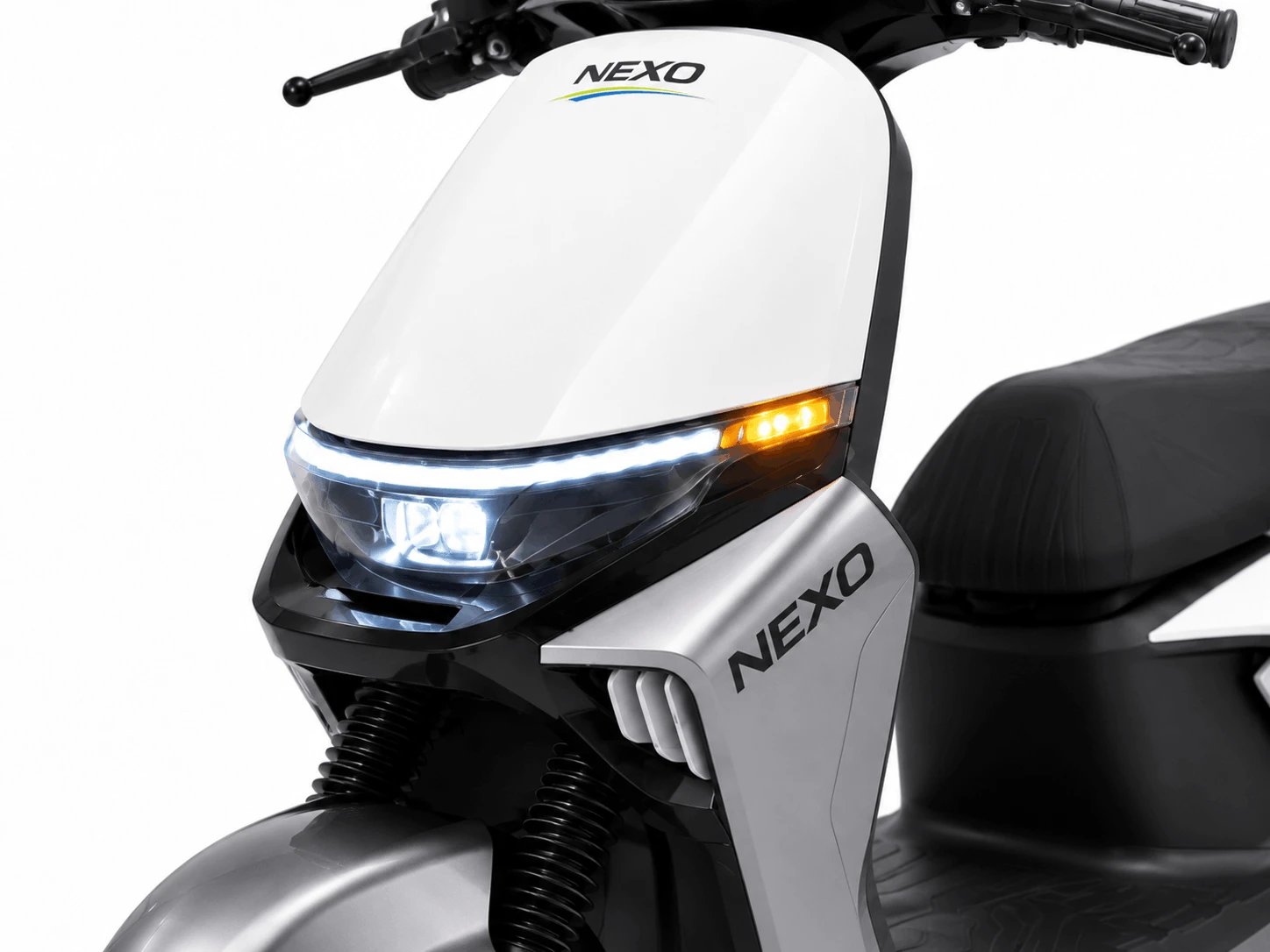 Nexo EV front LED headlight and front disc brake